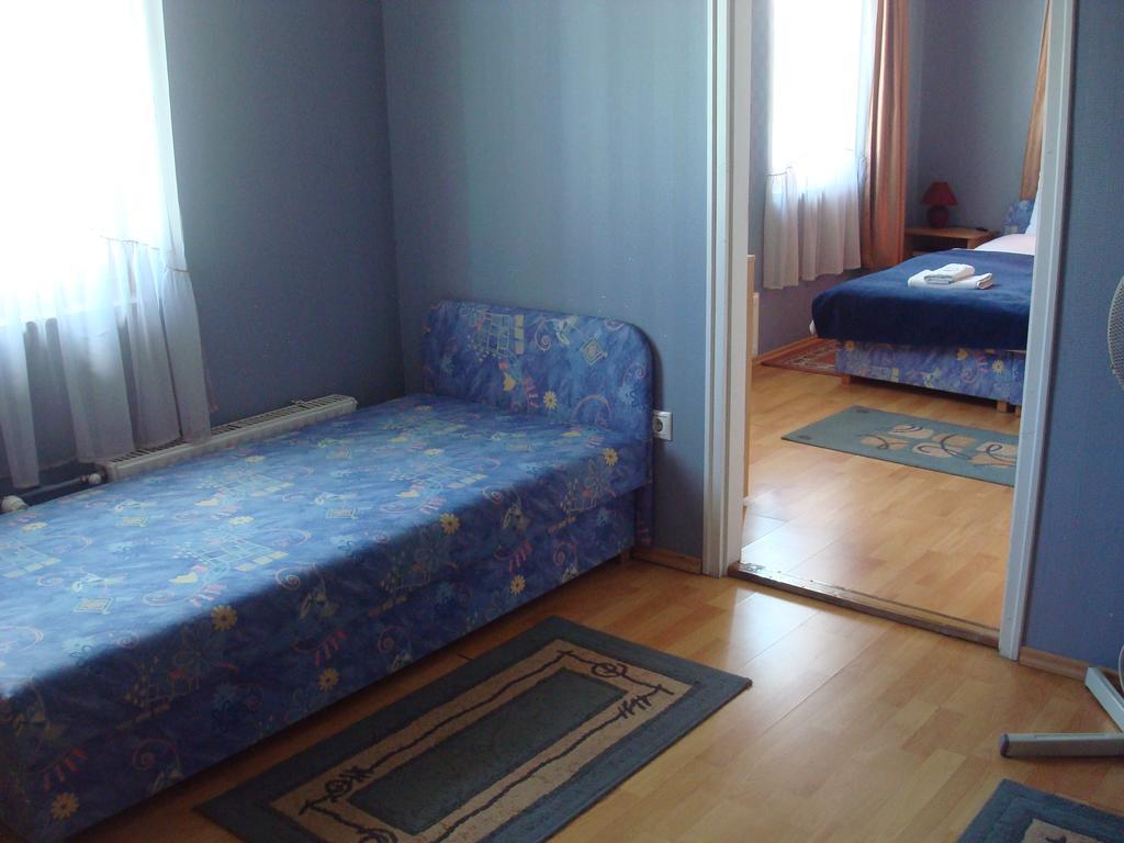 Hotel Arany Trofea Eger Phòng bức ảnh