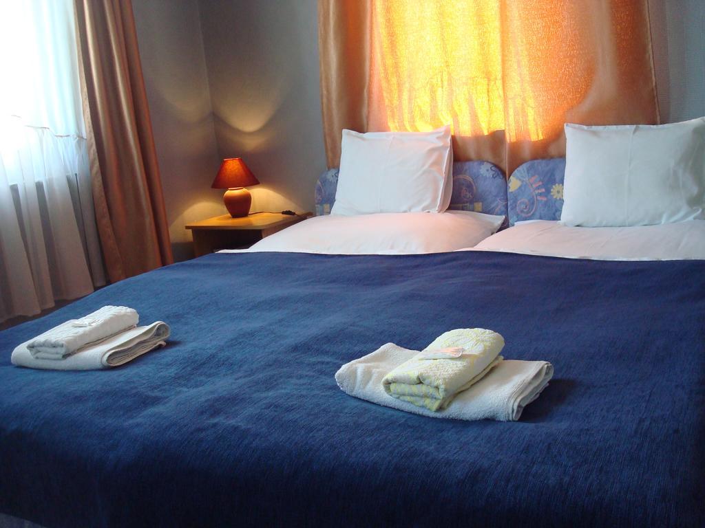 Hotel Arany Trofea Eger Phòng bức ảnh